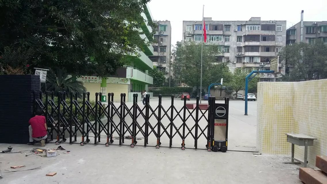 西丰县西丰县深圳市伸缩门
