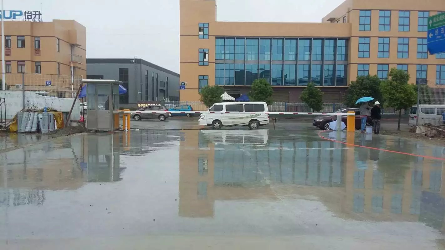 西丰县西丰县成都市物流公司道闸
